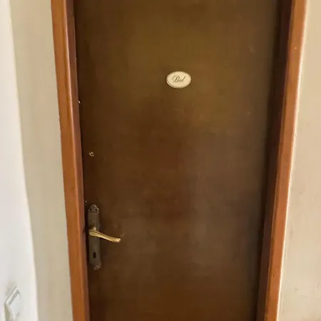 Theswallowotelapartment * Belgrade