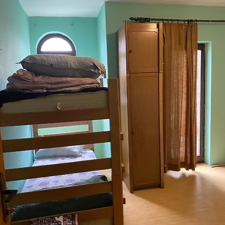 Theswallowotelapartment Hostel *