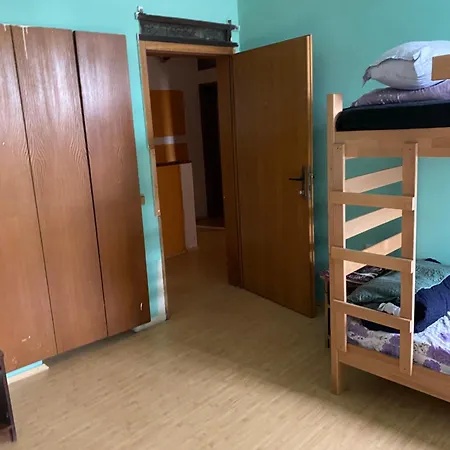 Hostel Theswallowotelapartment Belgrade
