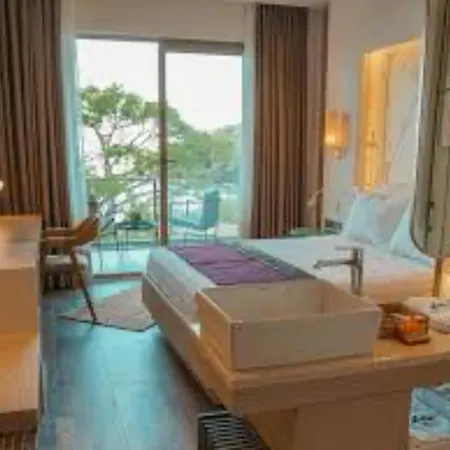 Theswallowotelapartment Hostel