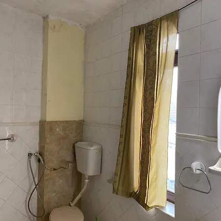 Hostel Theswallowotelapartment Belgrade